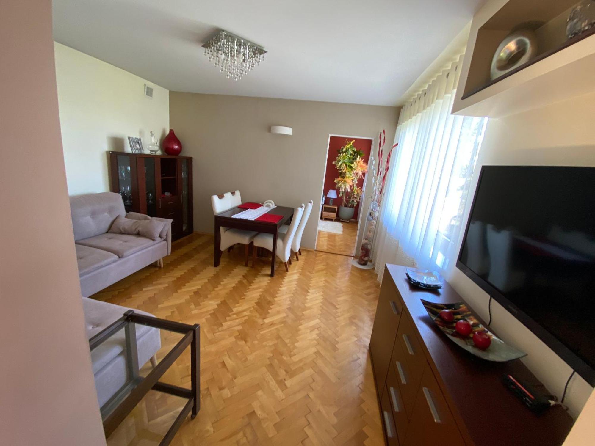 Przytulny Dom Pod Jabloniami Przy Targach Kielce Villa ภายนอก รูปภาพ