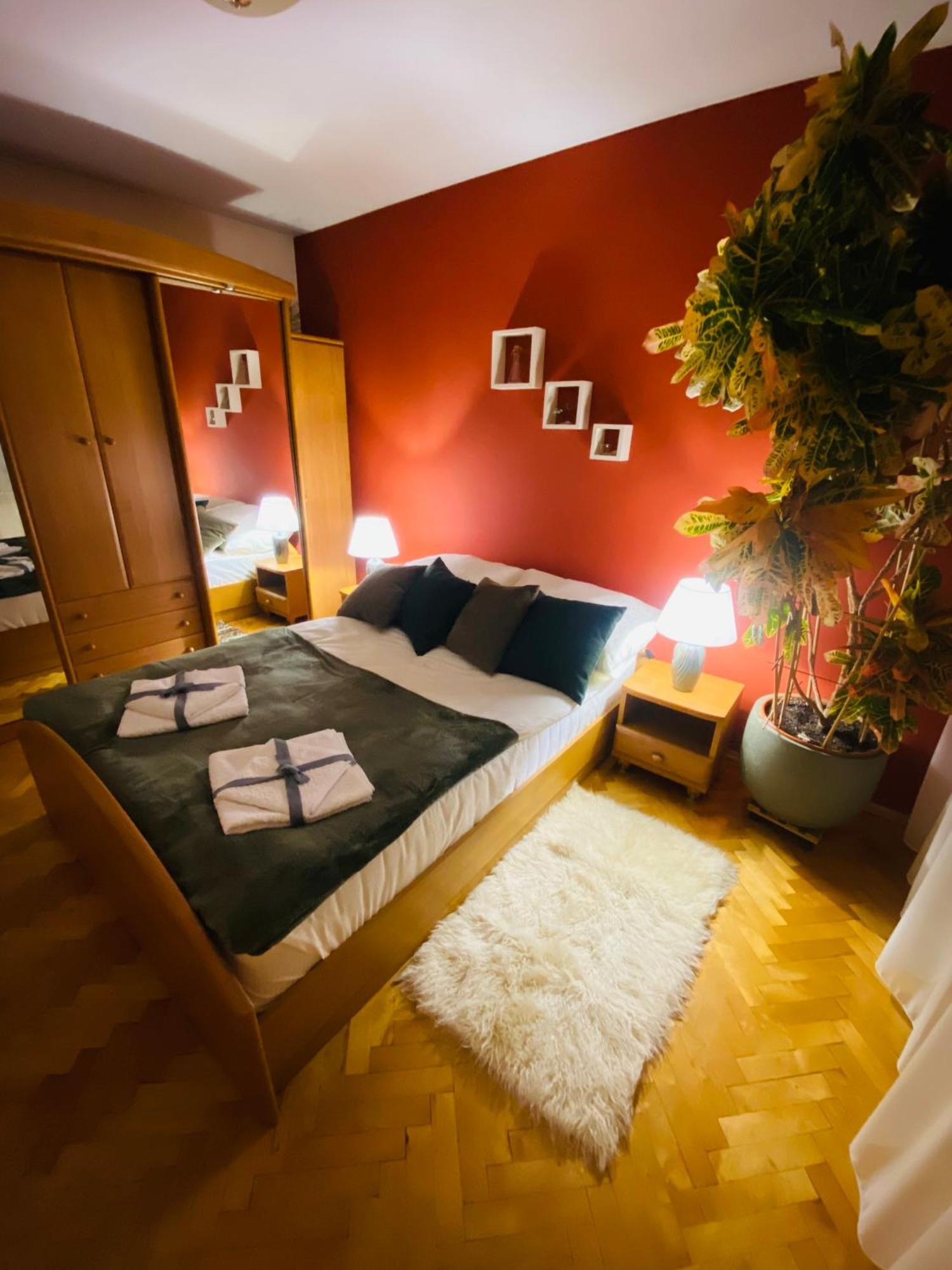 Przytulny Dom Pod Jabloniami Przy Targach Kielce Villa ภายนอก รูปภาพ